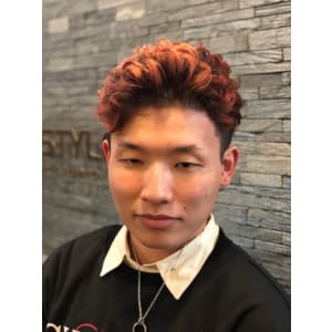 束感サイドバック　レッドカラー - K-STYLE HAIR STUDIO【ケースタイルヘアスタジオ】掲載中