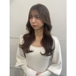 品のあるレイヤーカットくびれロング【横浜】