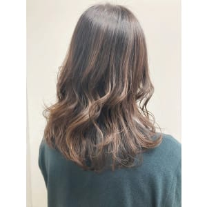 大人ハイライト　【池袋美容室　uchla】