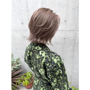 ホワイトグレージュ コンマヘア くすみブルー ダークアッシュ