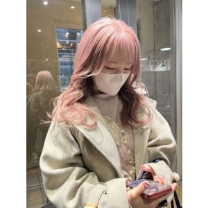 ホワイトグレージュ　ダークアッシュ　ニュアンスカラー