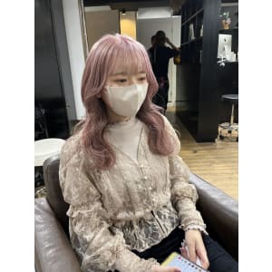 ホワイトグレージュ　ダークアッシュ　ニュアンスカラー