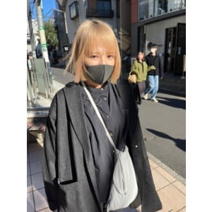 ホワイトグレージュ コンマヘア くすみブルー ダークアッシュ