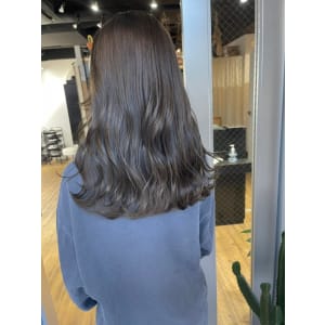 ホワイトグレージュ コンマヘア くすみブルー ダークアッシュ
