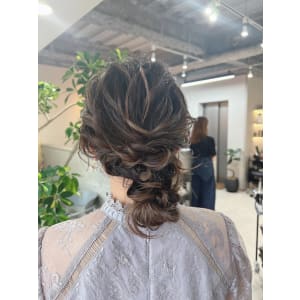 結婚式　お呼ばれ　ヘアセット
