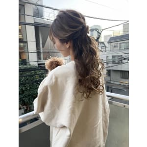 ヘアセット　アップスタイル　ヘアアレンジ