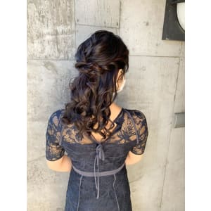 ヘアセット　アップスタイル　ヘアアレンジ