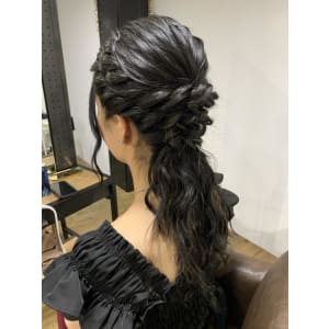 ヘアセット　アップスタイル　ヘアアレンジ