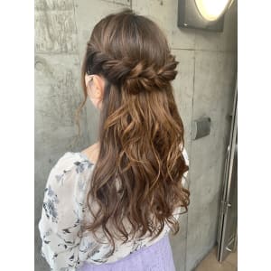 ヘアセット　アップスタイル　ヘアアレンジ