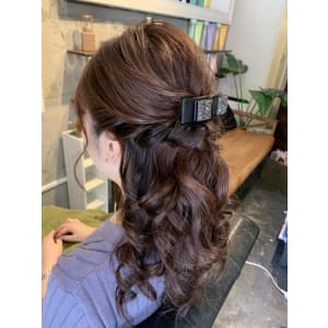 ヘアセット　アップスタイル　ヘアアレンジ