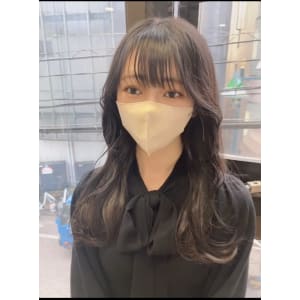 韓国風くびれhair   ×     シースルー前髪