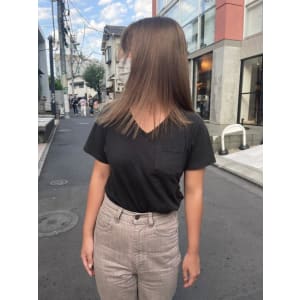 ホワイトグレージュ コンマヘア くすみブルー ダークアッシュ