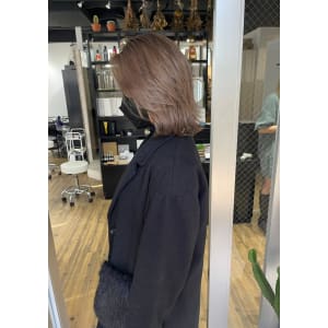 ホワイトグレージュ コンマヘア くすみブルー ダークアッシュ