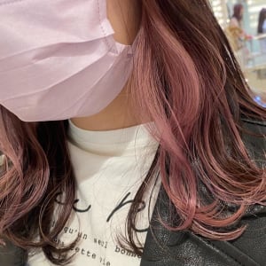 ピンク女子感アップインナーカラー