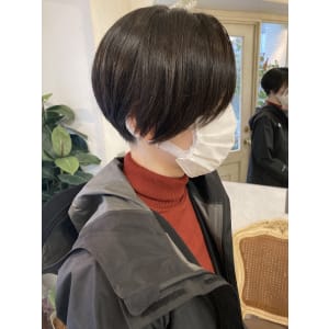ミセス艶感ニュアンスカラーまるみショート50代梅が丘美容室
