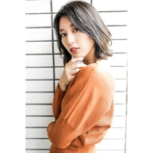 【長谷川】黒髪外はねボブ
