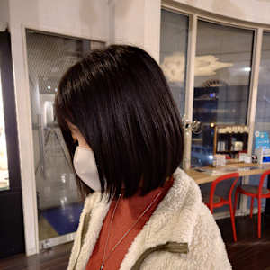 ぱつっとボブ
