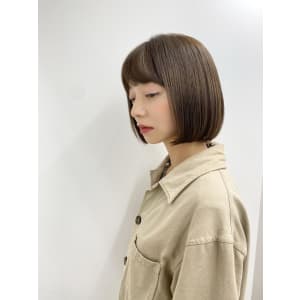 【長谷川】フラットボブココアベージュ
