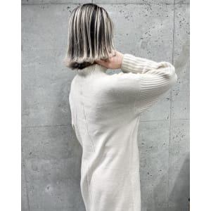 ★ホワイトコーデに映えるバレイヤージュ★ - Aco【アコ】掲載中