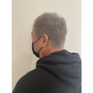 短髪シルバー - Neivs Hair 香椎照葉店【ネイヴスヘアー】掲載中