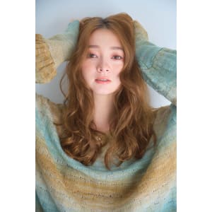 外国人風フリンジウェーブアンバーベージュ - little×kuruku 銀座2号店【リトルクルクギンザニゴウテン】掲載中