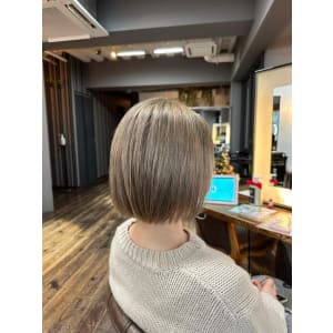 【グレージュ ボブ レディース】