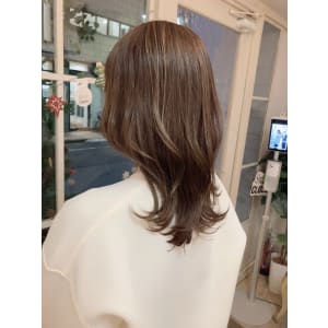 うる艶透明感オリージュくびれ外ハネミディ40代梅ヶ丘美容室