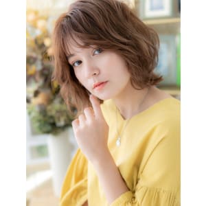 透け感くせ毛風外ハネミディアムウルフヘア　フレンチガーリー