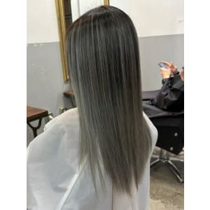 Rumor ×【バレイヤージュ風ハイライト】