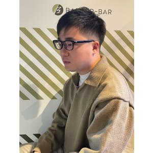大人の刈り上げスタイル【BARBER-BAR】 - バーバーバー赤羽【バーバーバーアカバネ】掲載中