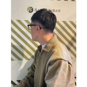 大人の刈り上げスタイル【BARBER-BAR】 - バーバーバー赤羽【バーバーバーアカバネ】掲載中