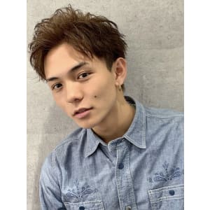 メンズヘア整形スパイラルパーマ波巻きツイストメンズパーマ髪型 - メンズヘア整形サロン GOALD 渋谷本店【メンズヘアセイケイサロン ゴールド シブヤホンテン】掲載中