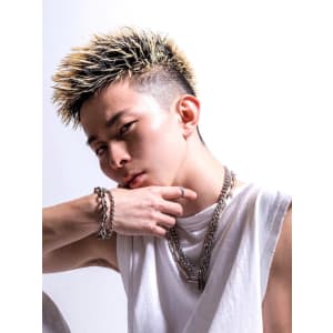 メンズヘア整形スパイラルパーマ波巻きツイストメンズパーマ髪型 - メンズヘア整形サロン GOALD 渋谷本店【メンズヘアセイケイサロン ゴールド シブヤホンテン】掲載中