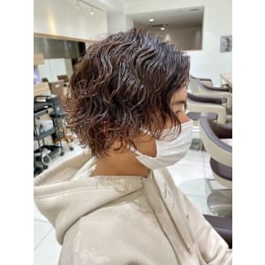 【波巻きパーマ】ミディアムヘアも似合います　Ash十日市場店