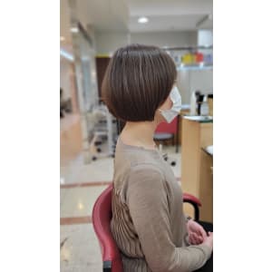 大人ショートボブ