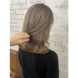ミルクティーベージュ/20代30代/￥8800