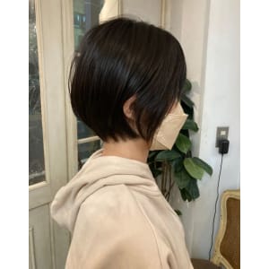 前髪ありまるみショートボブ透明感黒髪30代40代梅ヶ丘美容室