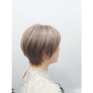 白髪ぼかしカラー - afresh hair【アフレッシュヘアー】掲載中