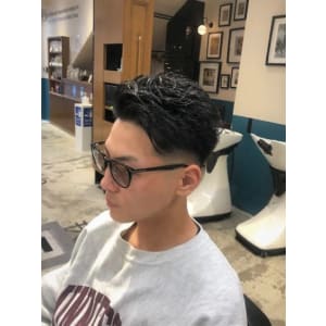 7:3ローフェード - MENS ONLYSALON SHIFT(メンズサロン)【メンズオンリーサロンシフト】掲載中