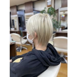 ホワイトブリーチ - la Loop Hair Design【ラループヘアデザイン】掲載中