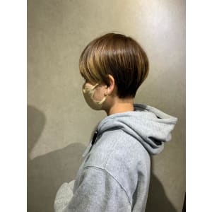 20代30代40代大人可愛い小顔ハンサムショート