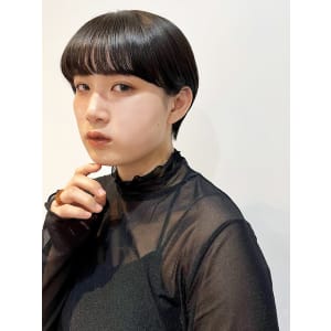 丸みショートカット　【池袋美容室　uchla】