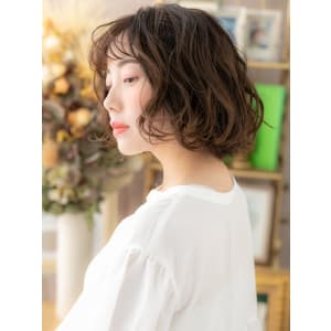 ミックスカール小顔くせ毛風ふわふわボブ　くるくる