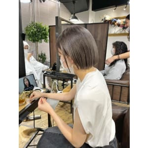 ボブ　切りっぱなしボブ　ミニボブ