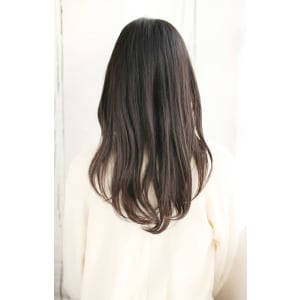 20代30代40代　透け感バングでエギョモリスタイル【草津】