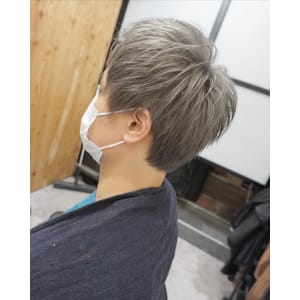 メンズカラースタイル