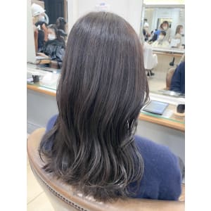 グレージュ ブリーチなしカラー【横浜】w