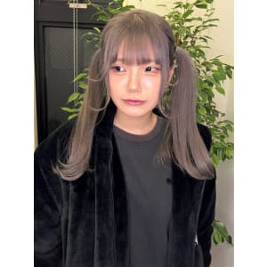 シルバーアッシュカラー