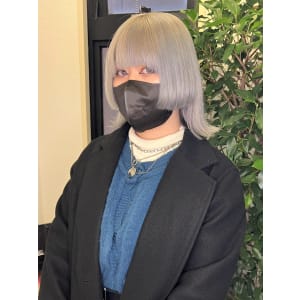 ホワイトシルバーカラー