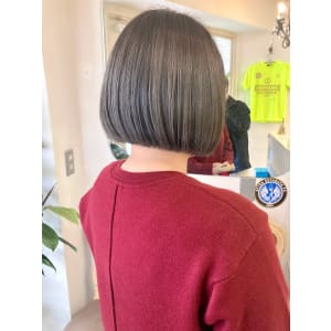 前下がり小顔見えショートボブ透明感カラー30代梅ヶ丘世田谷 - CHAINON【シェノン】掲載中
